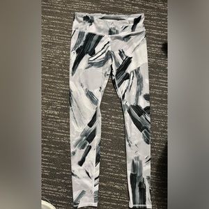 Alo Leggings